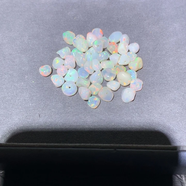 未镶嵌欧泊欧泊手串定制