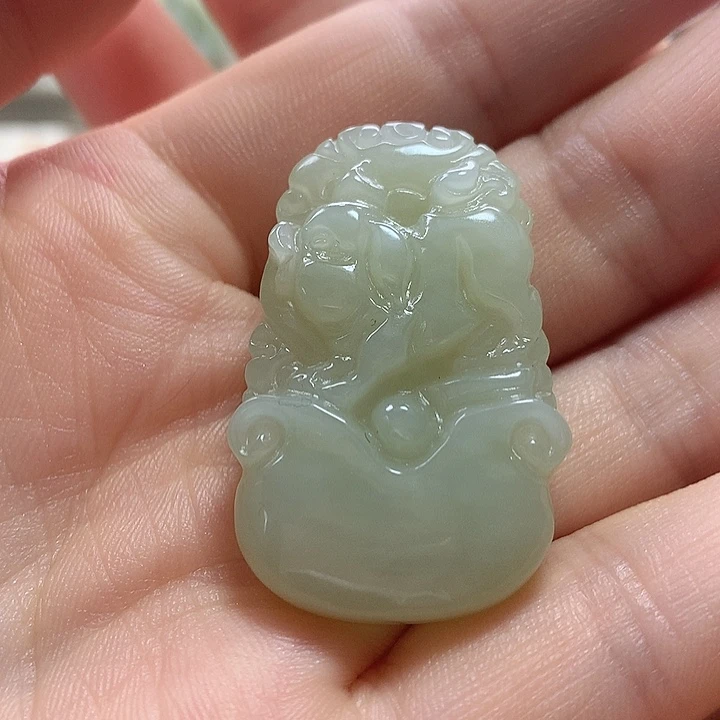 颈饰未镶嵌和田玉