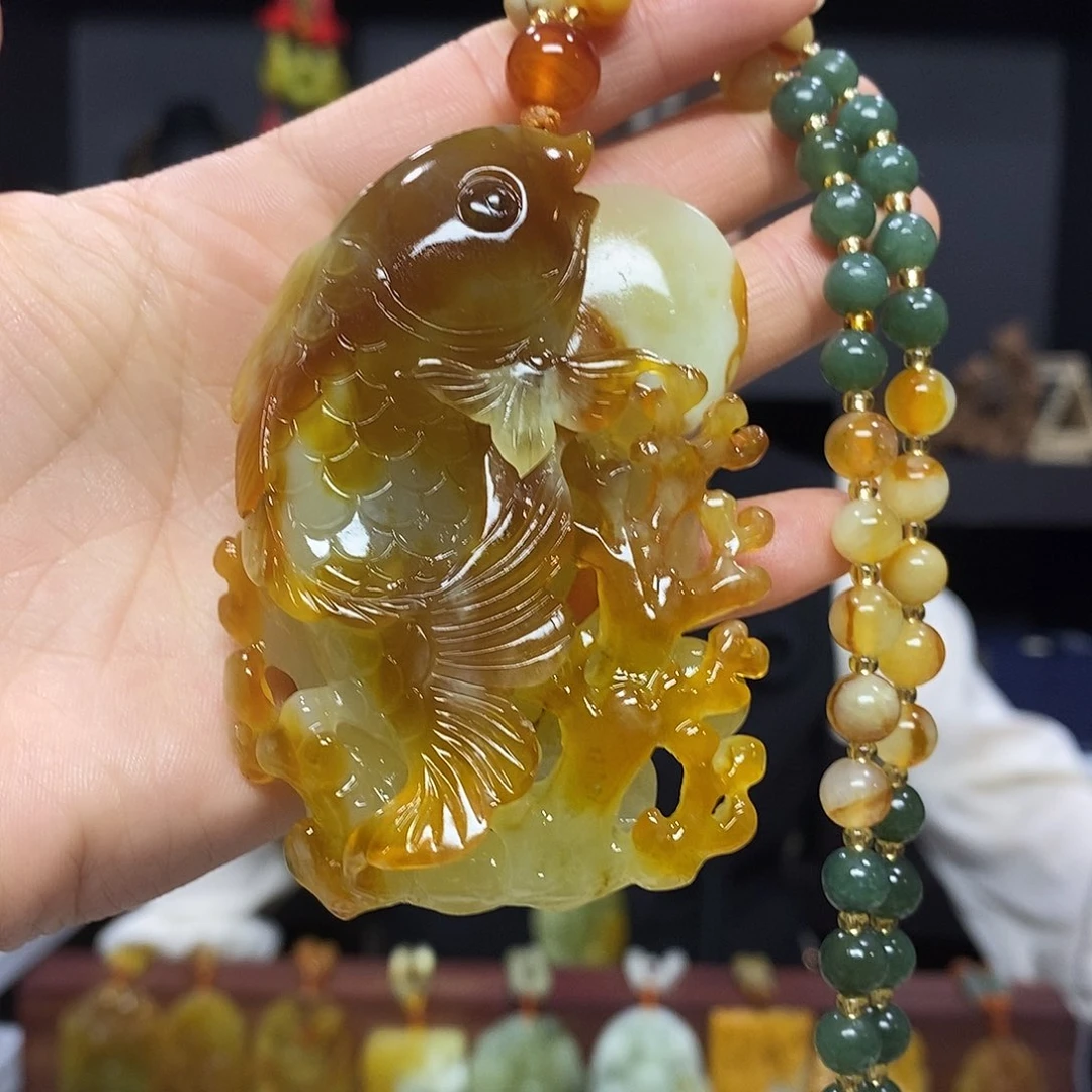 岫玉未镶嵌挂件吊坠