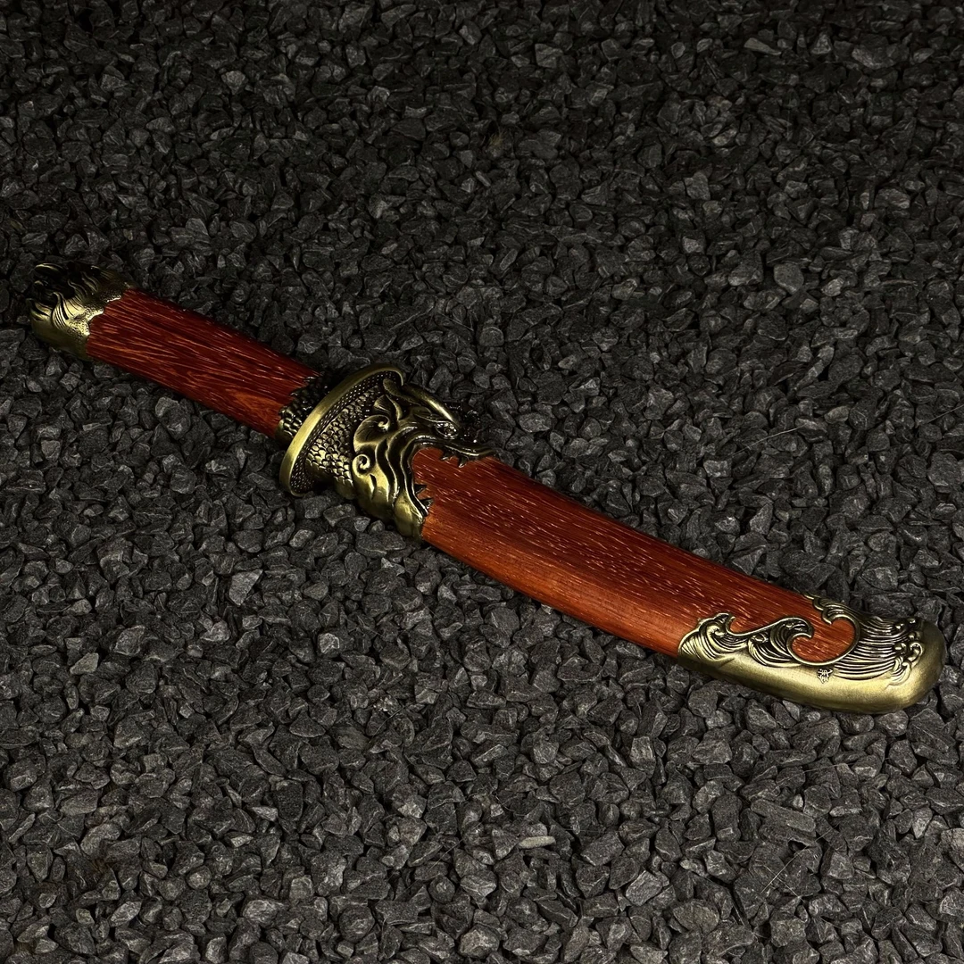【龙虎小短刀】龙泉手工锻打花纹钢刀剑工艺品收藏摆件