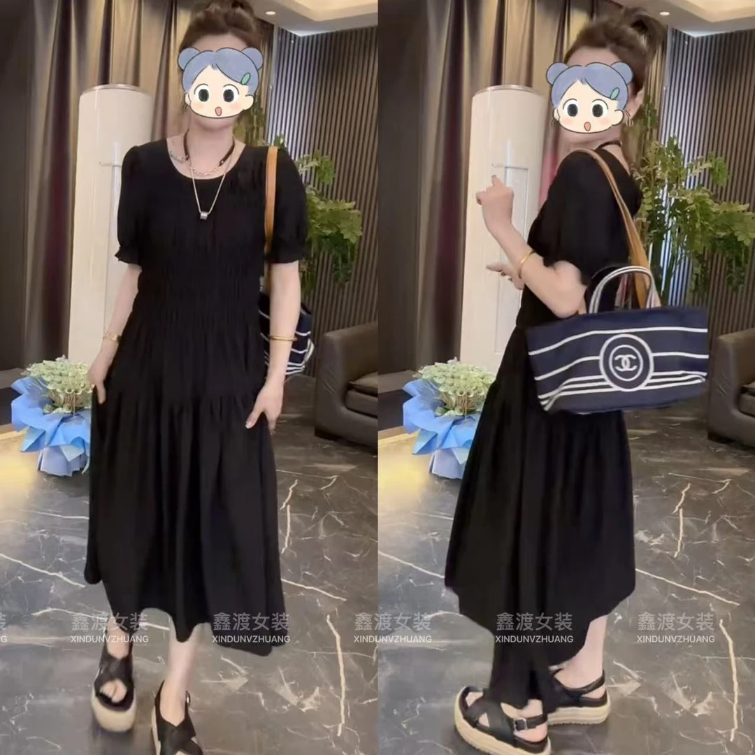 2025夏季新款时尚显瘦气质女士网红洋气连衣裙百搭款D9124