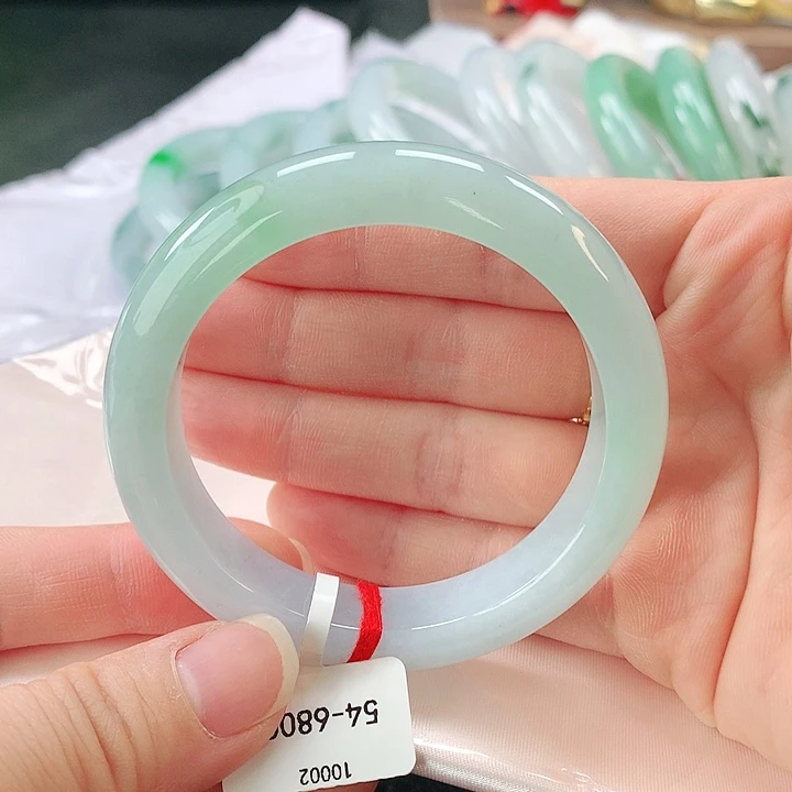未镶嵌手镯翡翠L****6