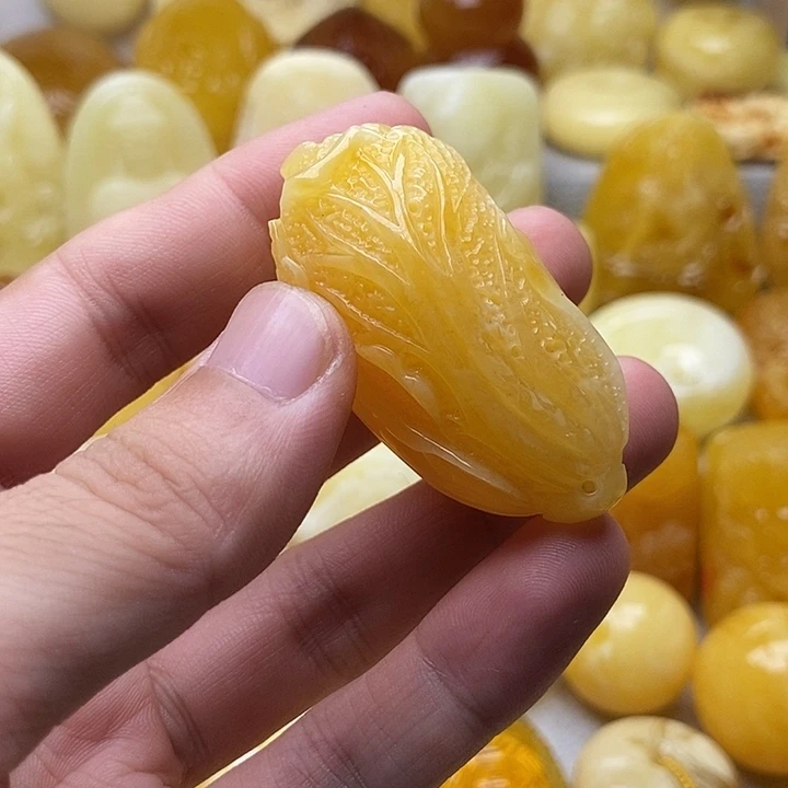 琥珀颈饰未镶嵌琥珀蜜蜡吊坠