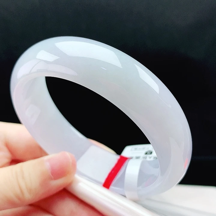 未镶嵌手镯翡翠58轮胎