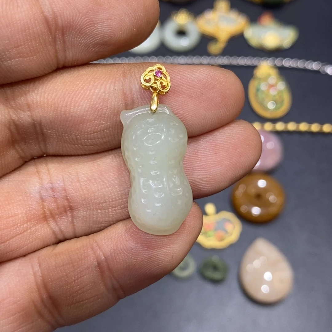 和田玉颈饰银S925镀金镶嵌