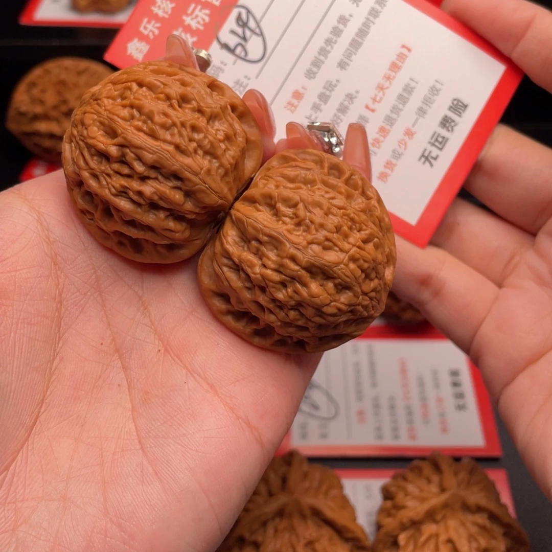 萌***园文玩核桃把件铁锤40克重39