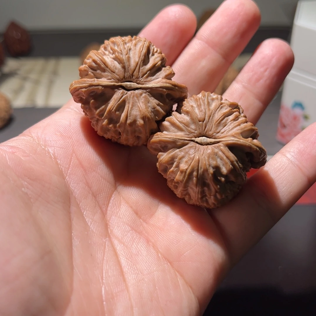A***.吊坠文玩核桃白狮子