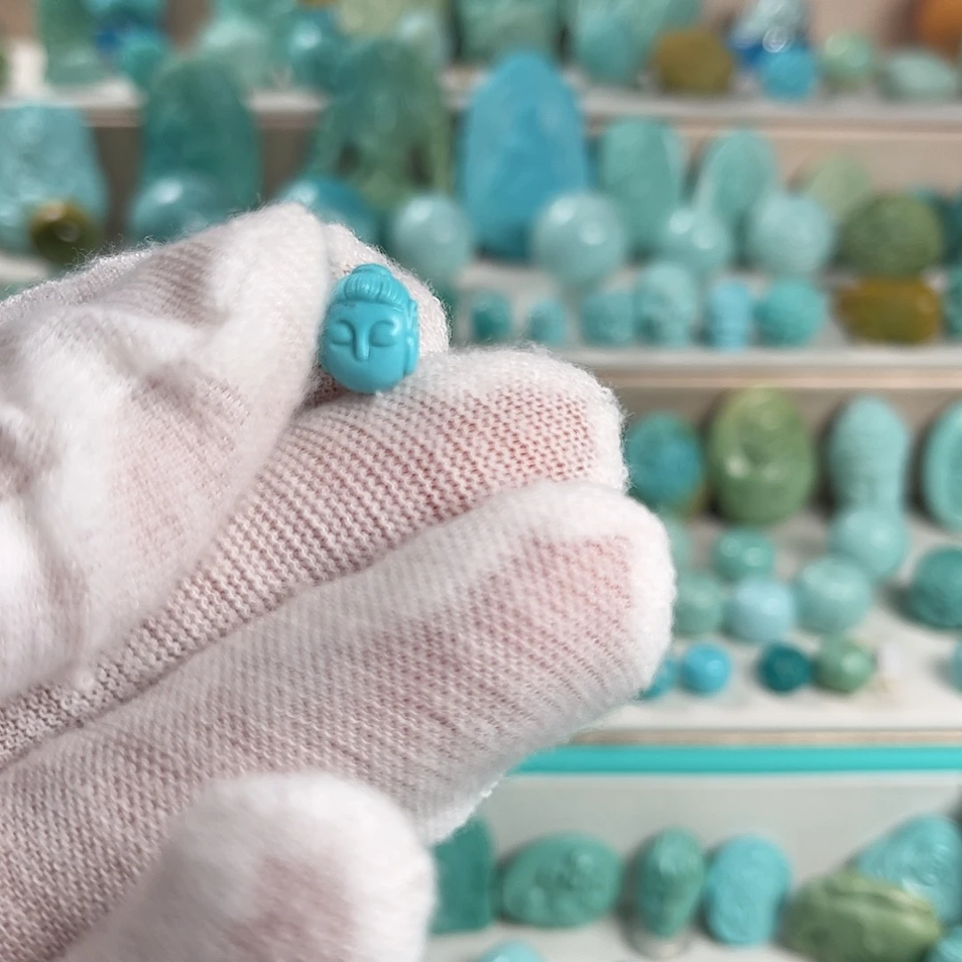 绿松石未镶嵌珠宝奇石