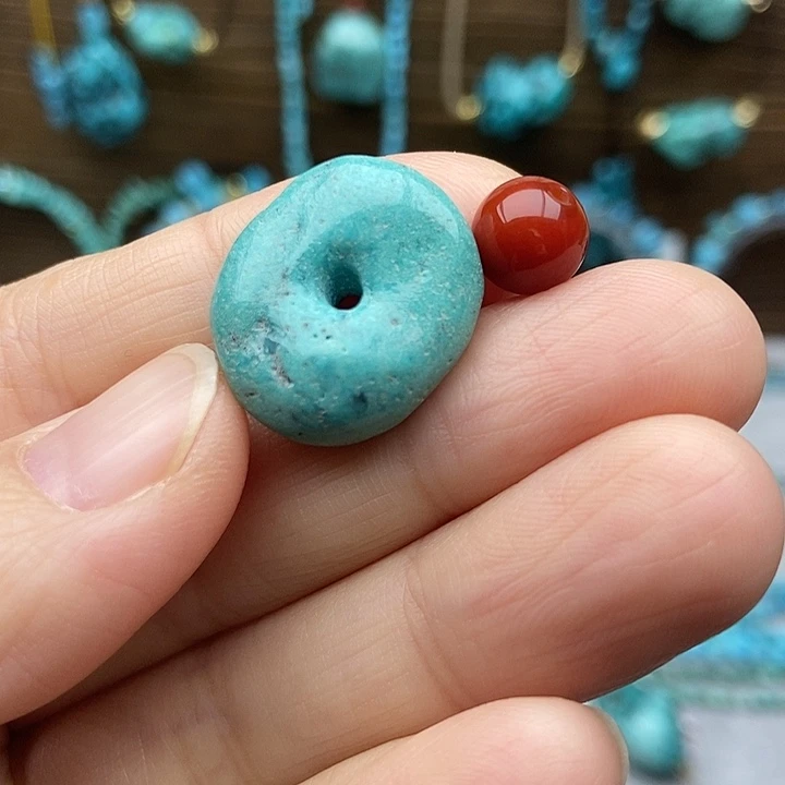 南红玛瑙未镶嵌珠宝奇石