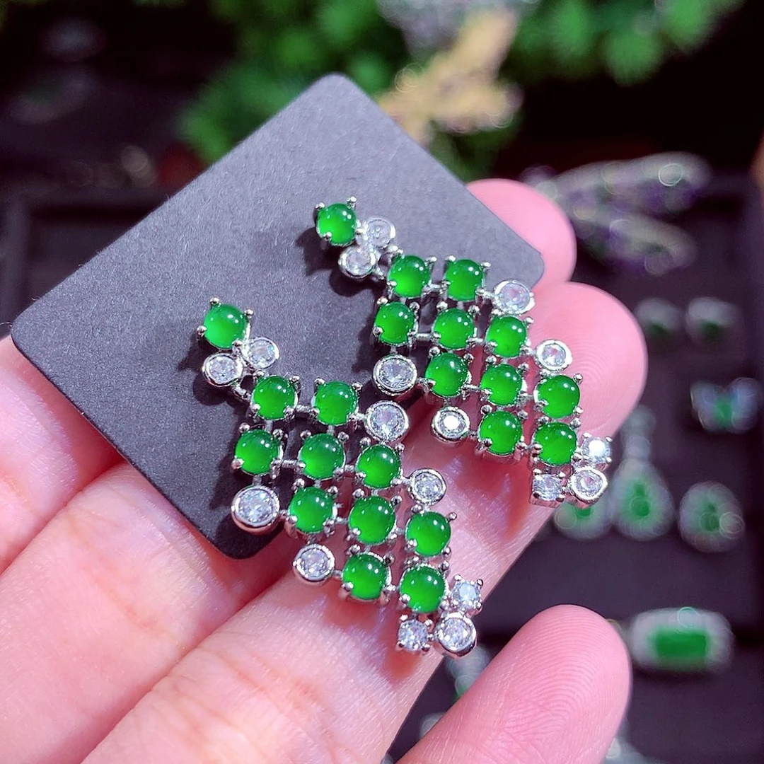 颈饰未镶嵌翡翠天然