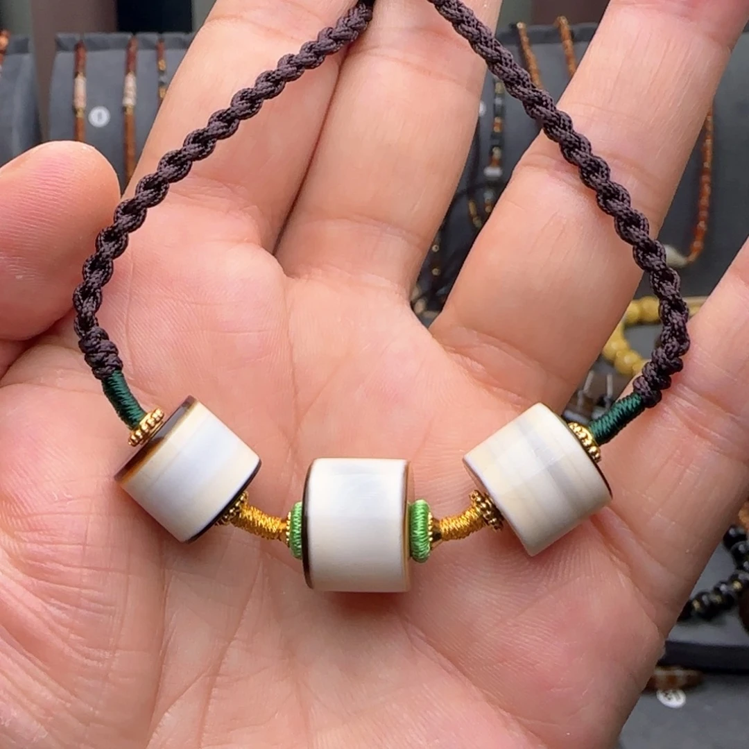 未镶嵌颈饰玛瑙/玉髓