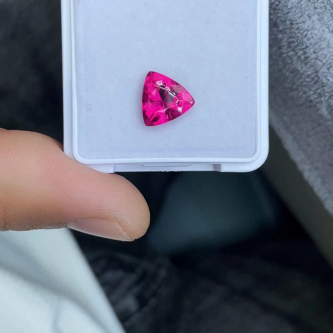 未镶嵌裸石碧玺卢比来2.98Ct
