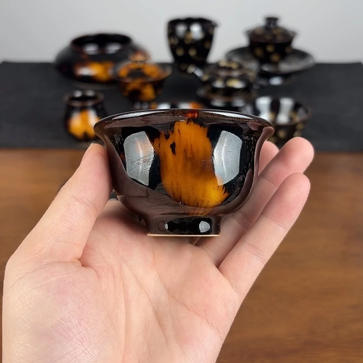 瓷玳瑁釉小压手杯