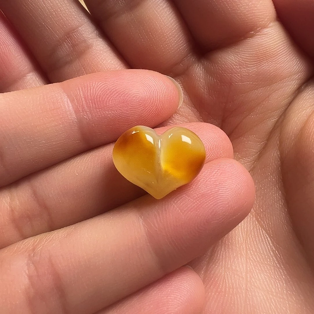 蜜蜡颈饰未镶嵌屁桃（打孔不退换）