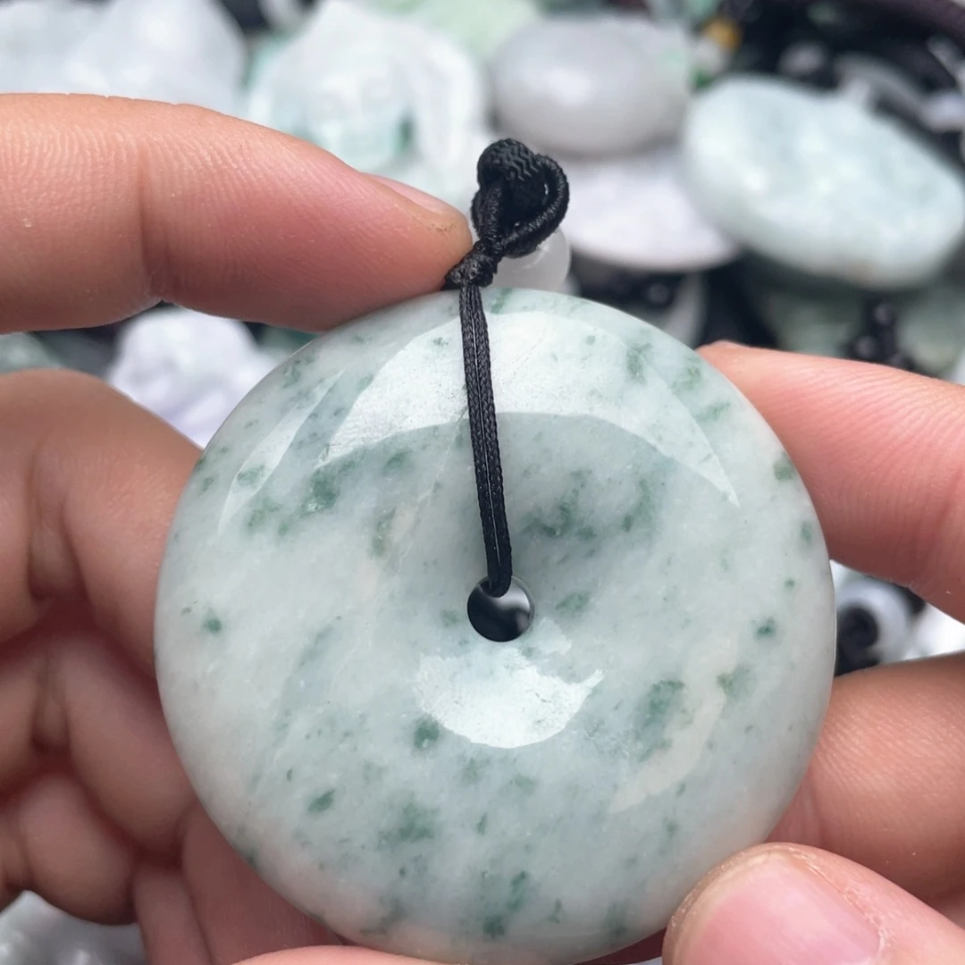 翡翠未镶嵌吊坠(不含链)微瑕