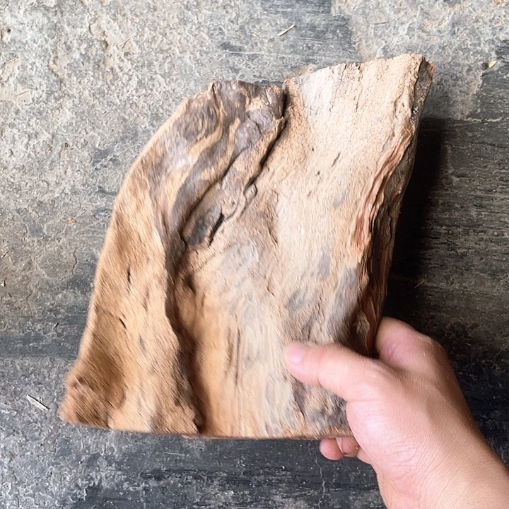 柏木（崖柏）以****，