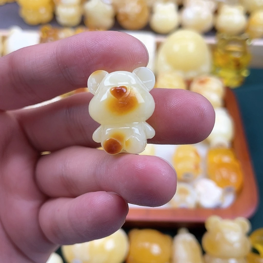 琥珀裸石未镶嵌蜜蜡