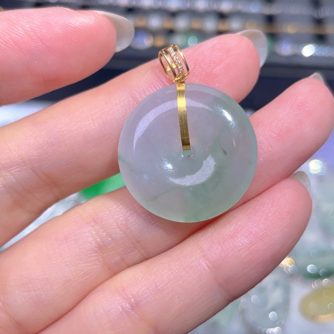 颈饰18K金镶嵌翡翠翡翠