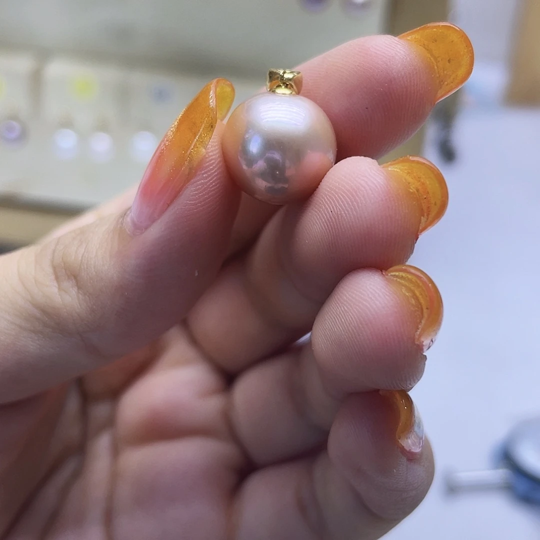颈饰银S925镶嵌淡水珍珠