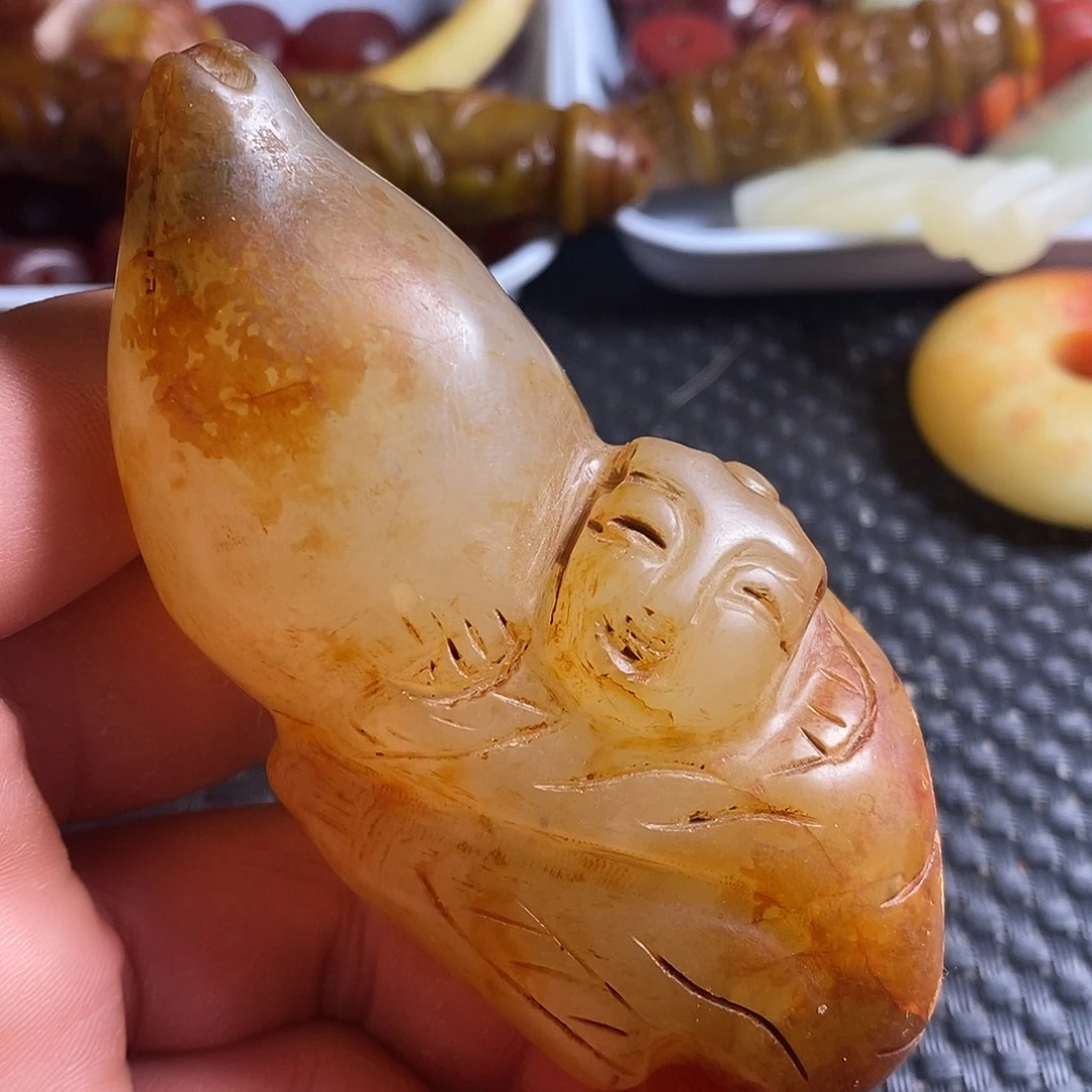 岫玉未镶嵌珠宝奇石