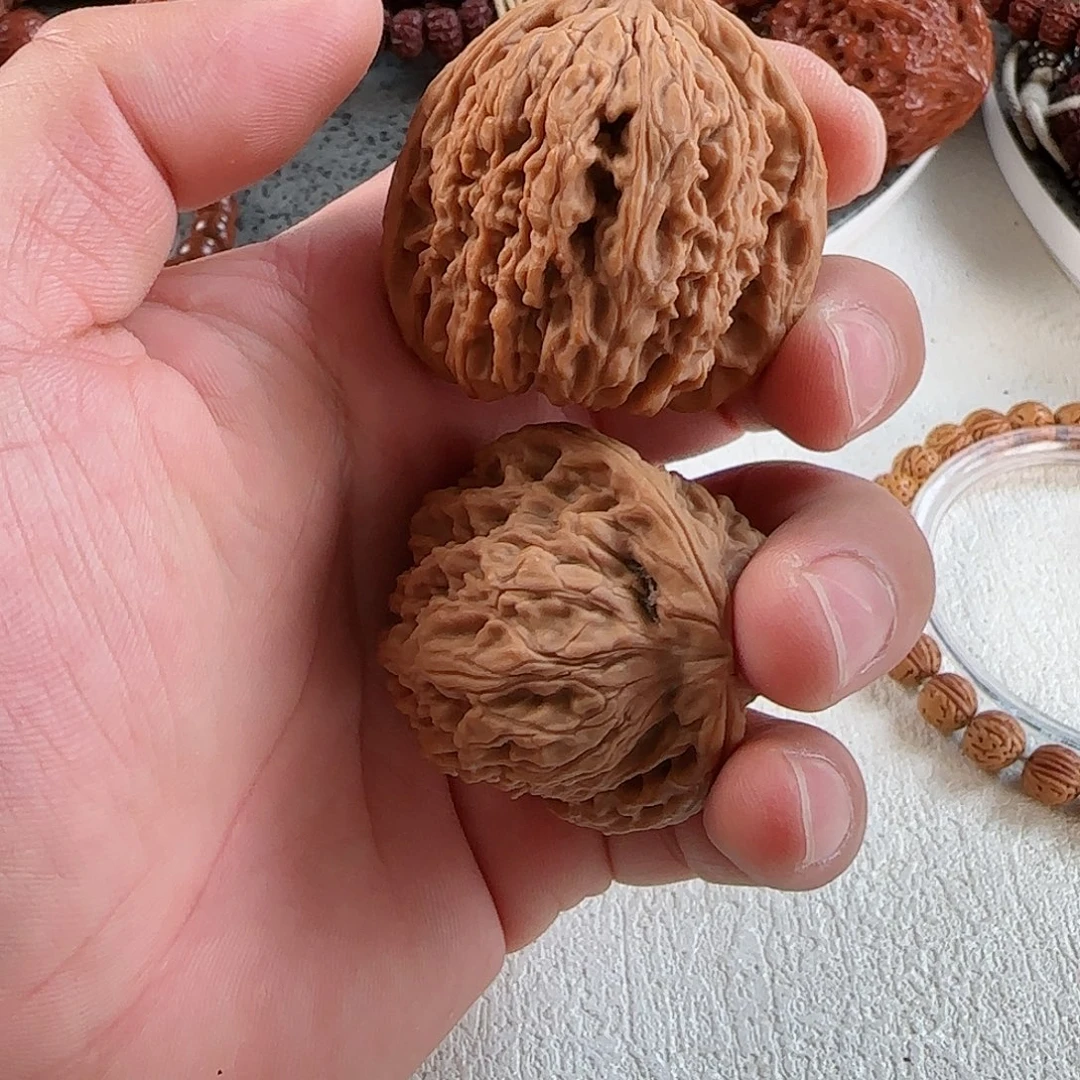 吊坠桃核红木天咯摸摸了旅途头