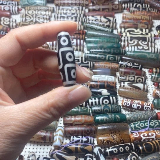 玛瑙/玉髓项圈未镶嵌