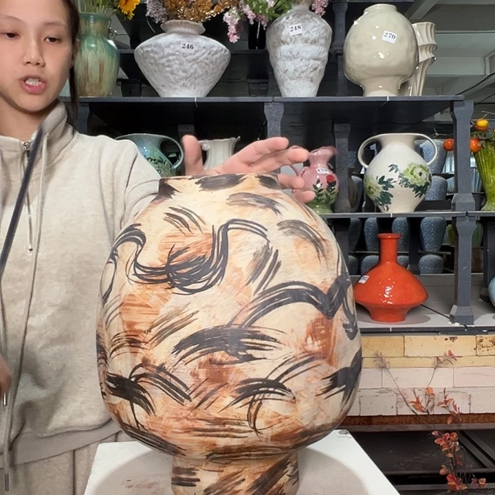 景德镇陶瓷花瓶微瑕