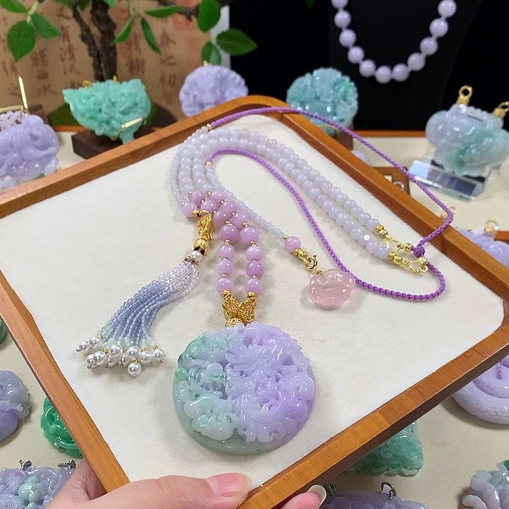 翡翠未镶嵌颈饰翡翠吊坠