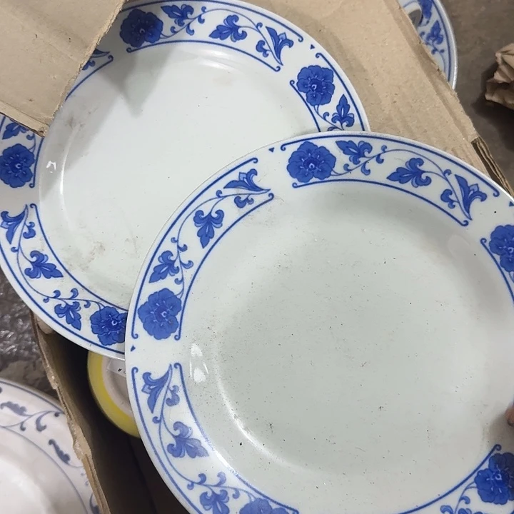 茶盏陶瓷盘子啥都有