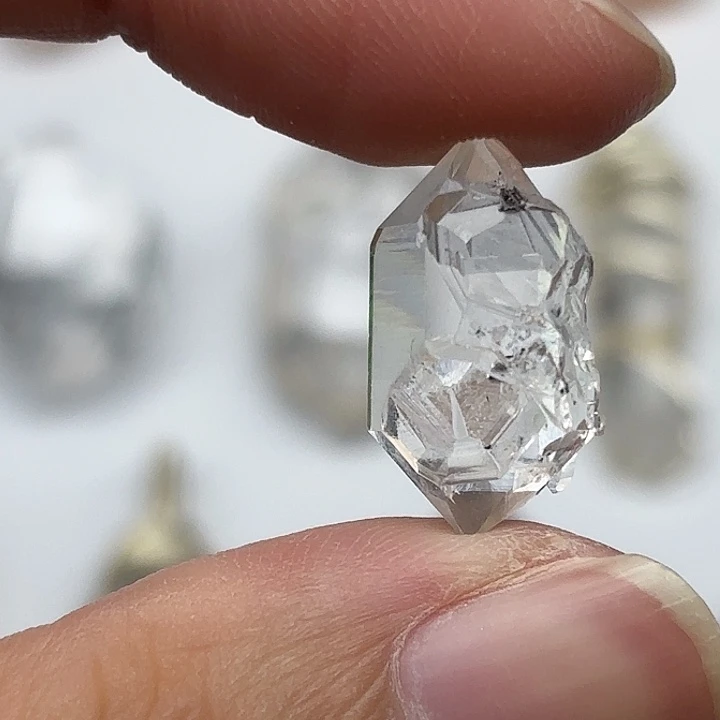 颈饰水晶未镶嵌闪灵钻19mm