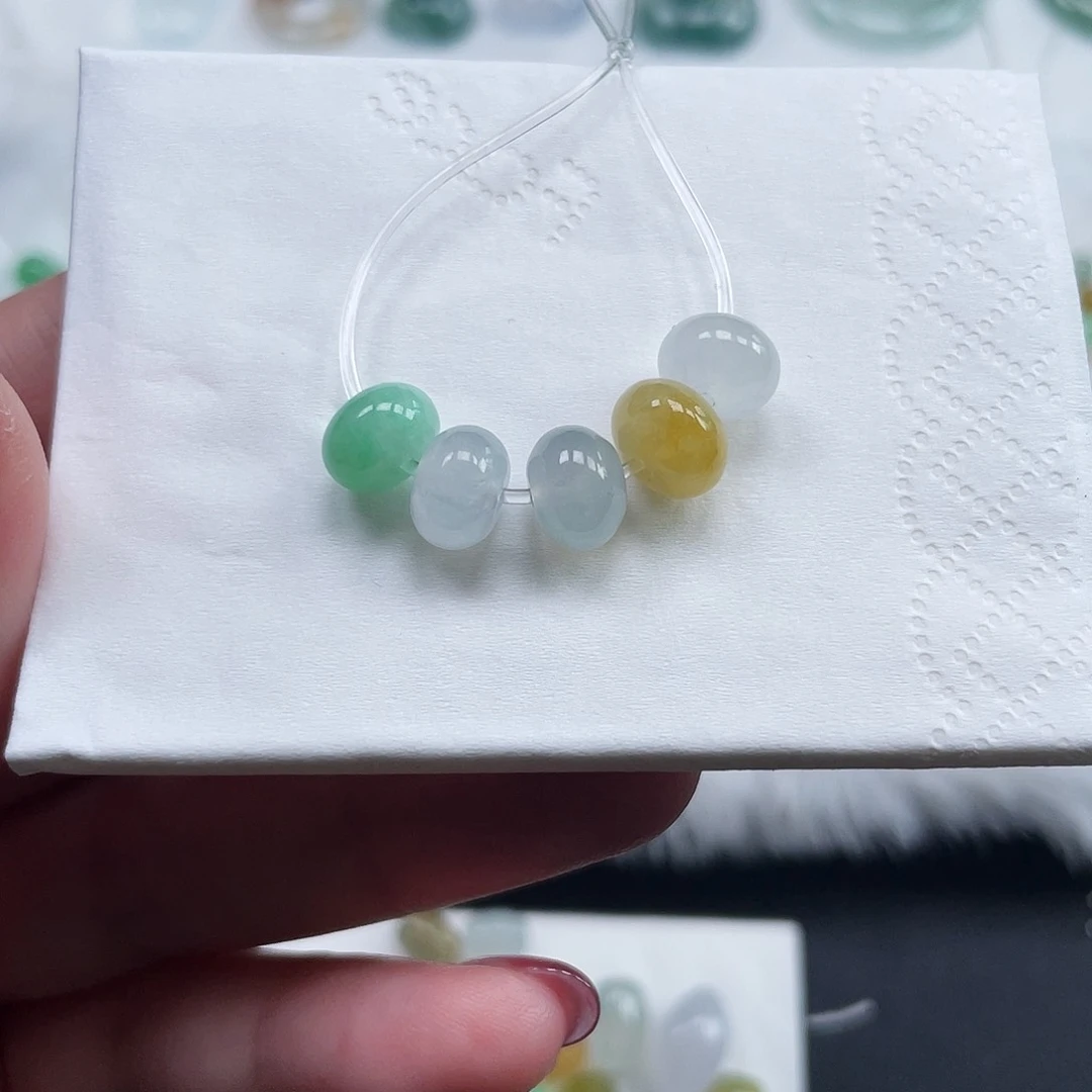 定制翡翠未镶嵌卡8+