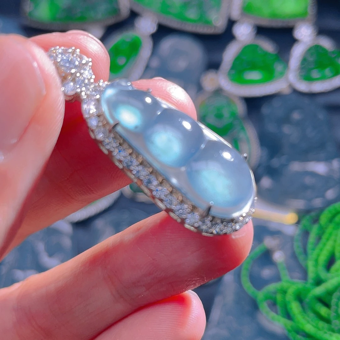 颈饰未镶嵌翡翠翡翠