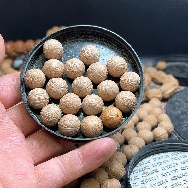 猴头核桃手串吖***熊凤羽