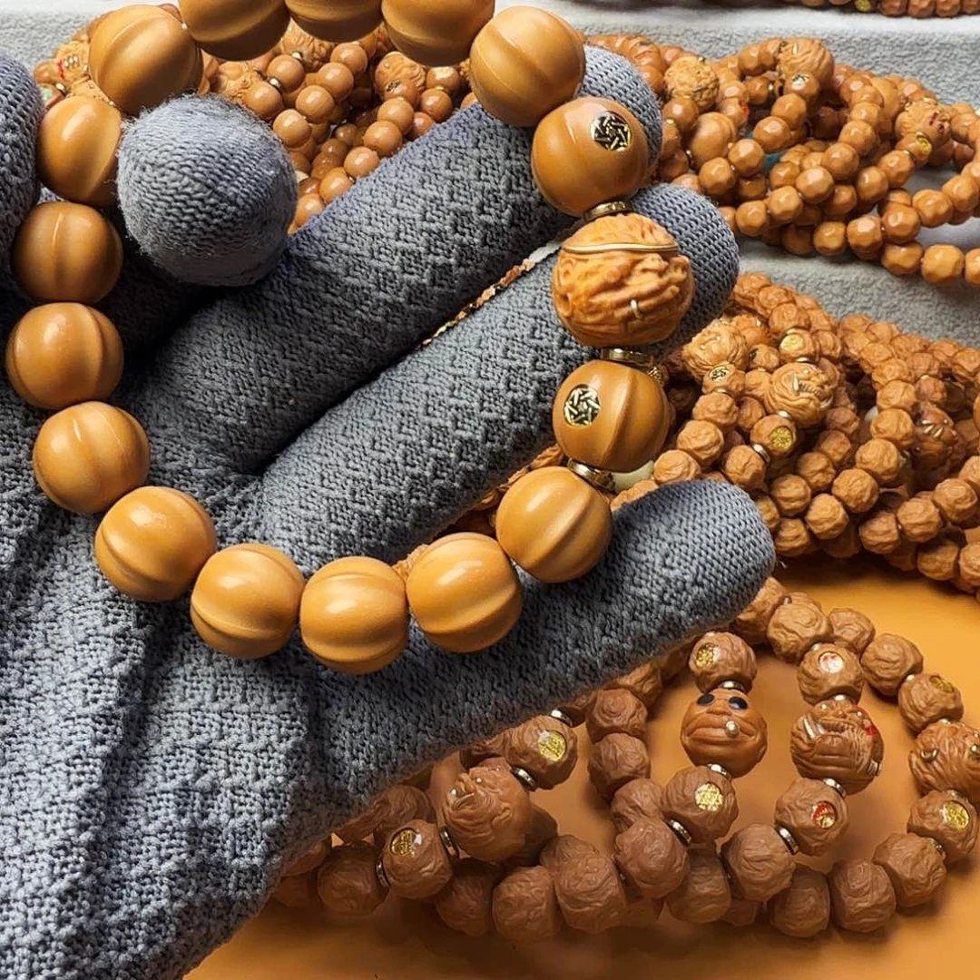 猴头核桃手串鲨鱼