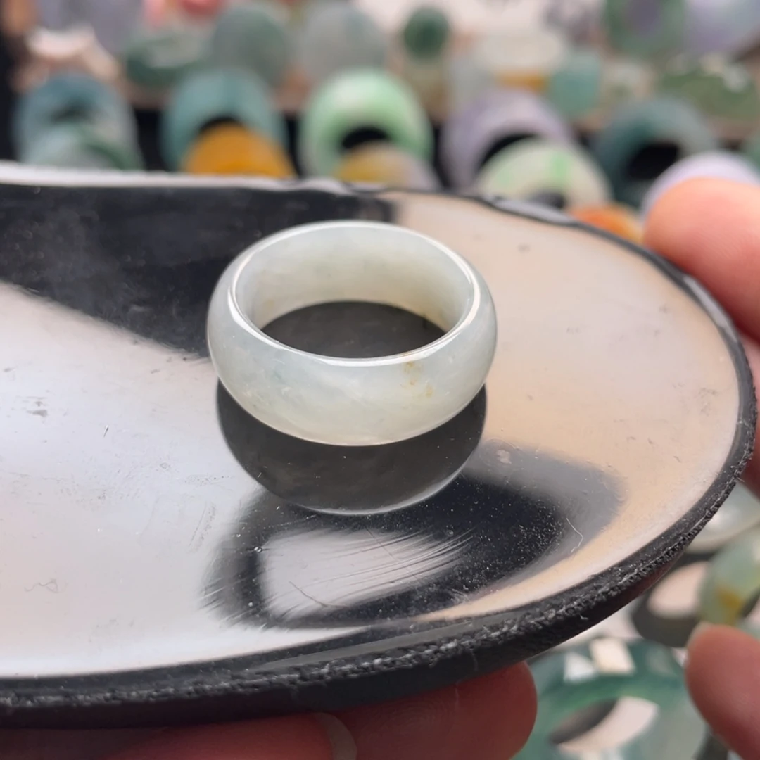 定制翡翠未镶嵌  洒金轮胎