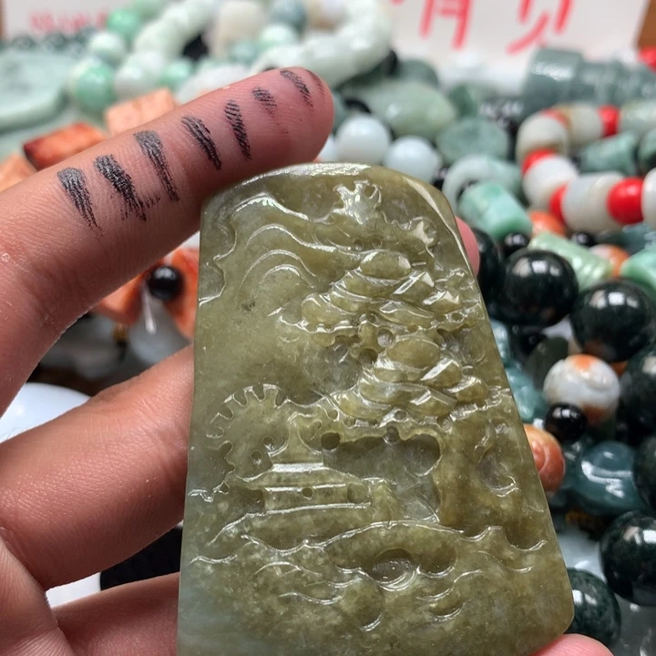 颈饰未镶嵌翡翠保真天然a货翡翠