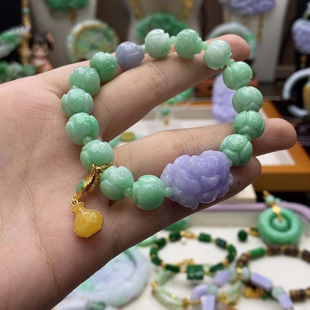颈饰未镶嵌翡翠手链