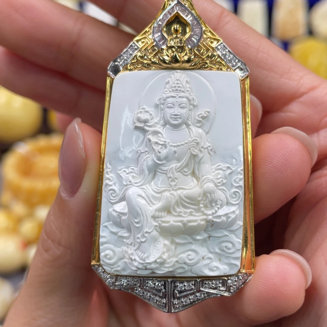 蜜蜡裸石18K金镶嵌琥珀蜜蜡雕刻观音