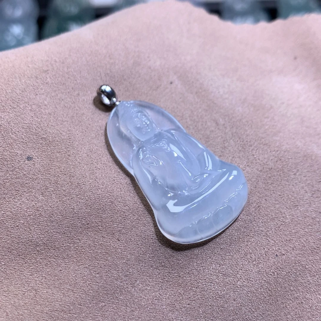 翡翠18K金镶嵌颈饰缅甸翡翠