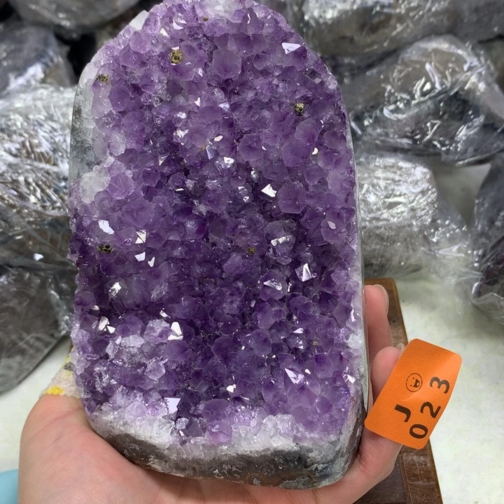 水晶大型摆件（非配饰）未镶嵌