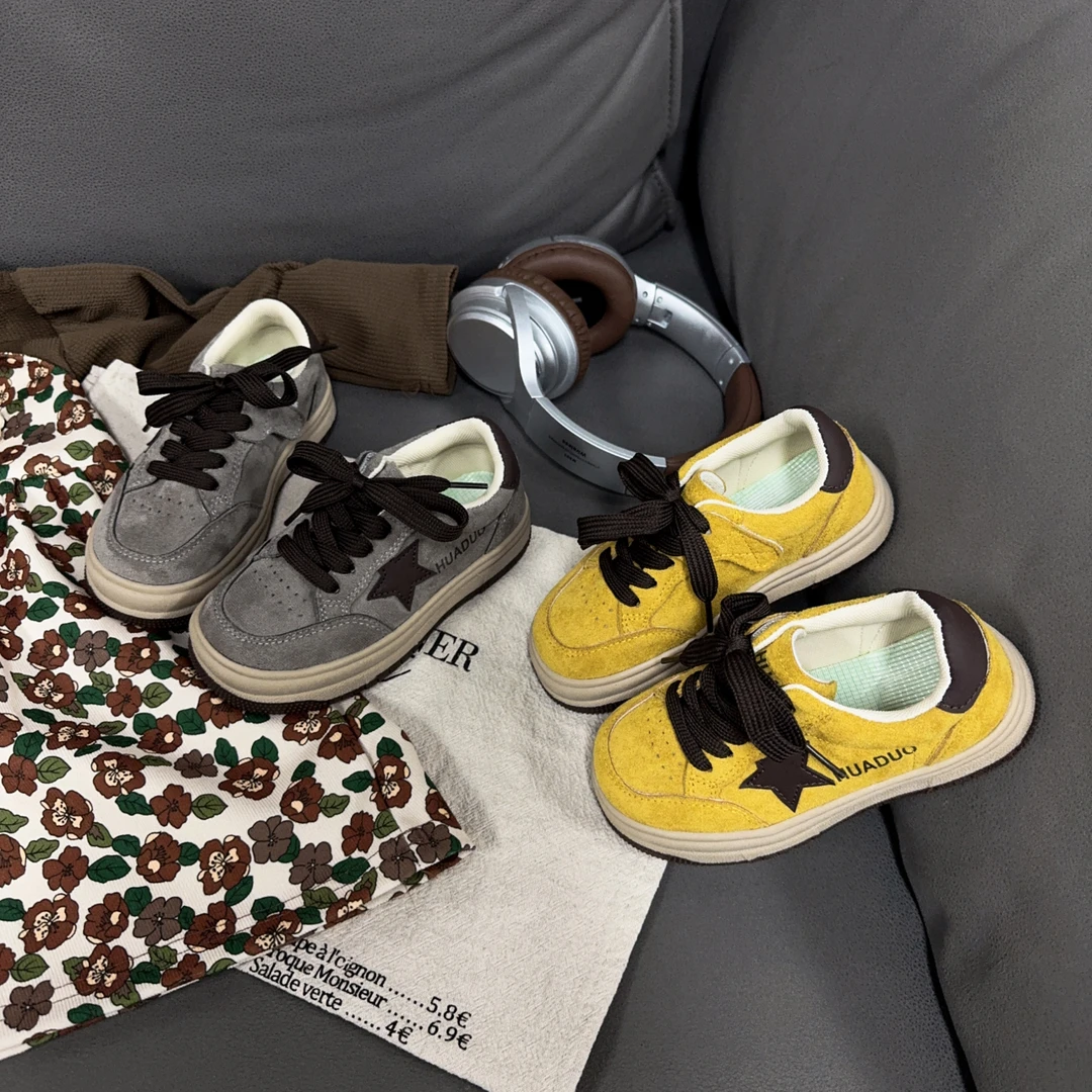 儿童板鞋低帮2025春季新款男童鞋子女童运动鞋软底休闲学生德训鞋