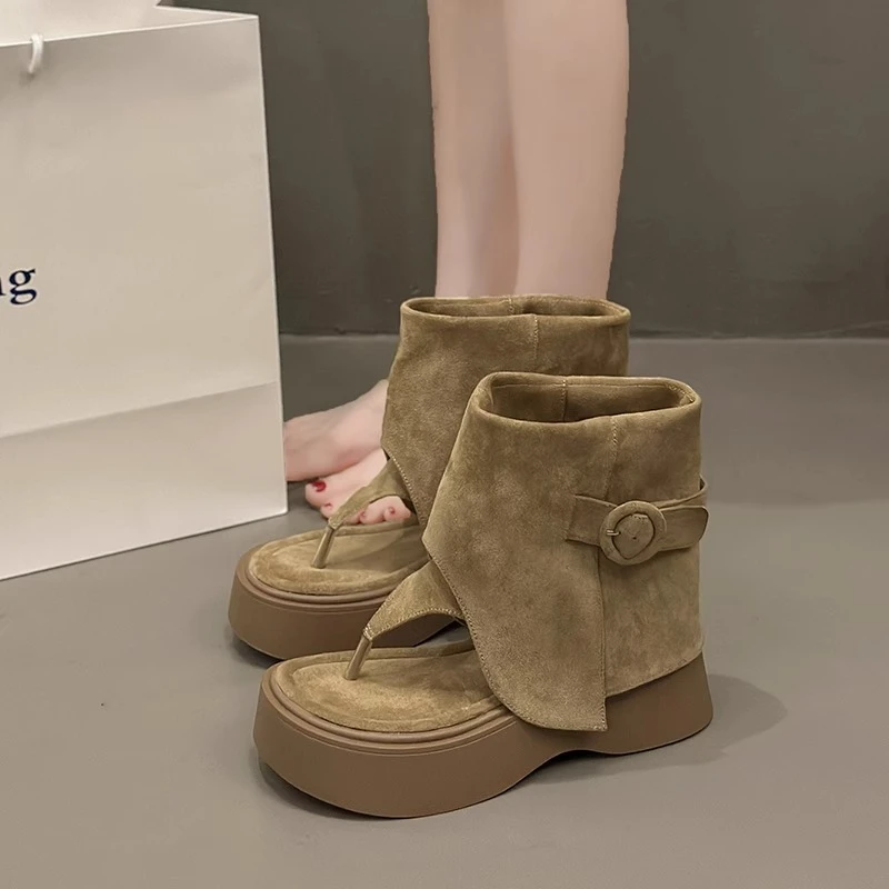 7cm厚底裤管凉靴女2025夏季新款小个子增高凉鞋软底人字夹趾短靴