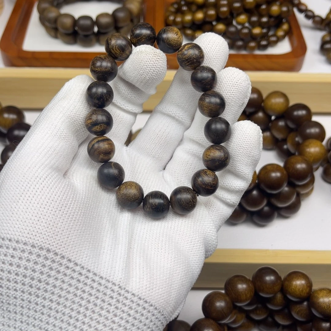 用***5沉香手串越南芽庄白棋楠1.2