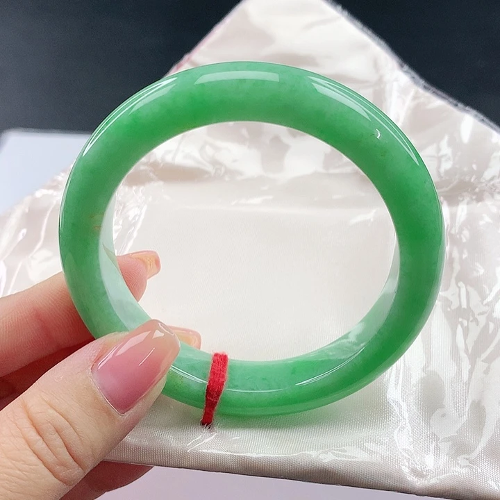 翡翠手镯未镶嵌翡翠723