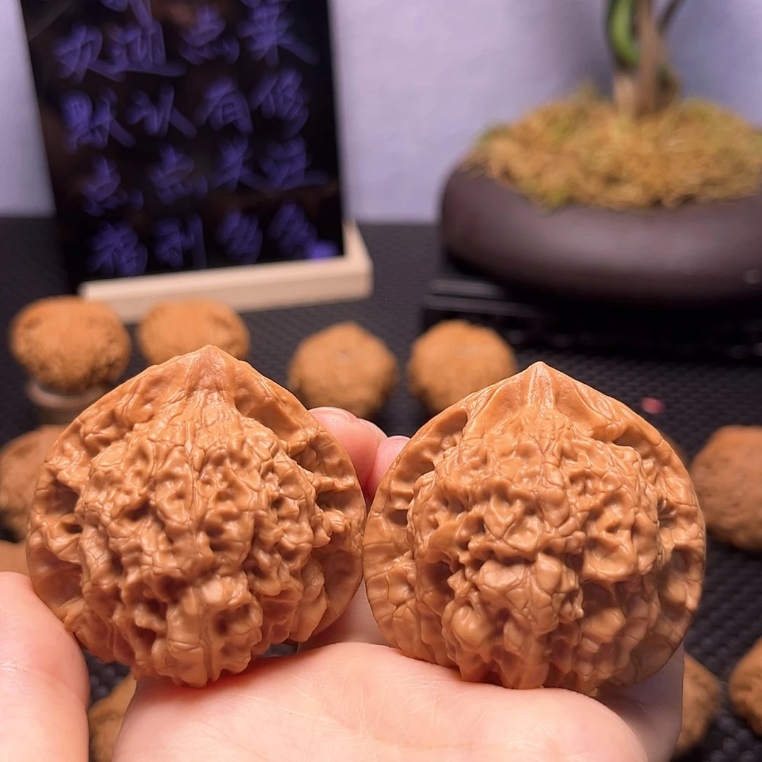 聚***馆文玩核桃吊坠官帽49尺闪7