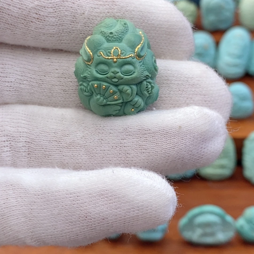 绿松石未镶嵌珠宝奇石