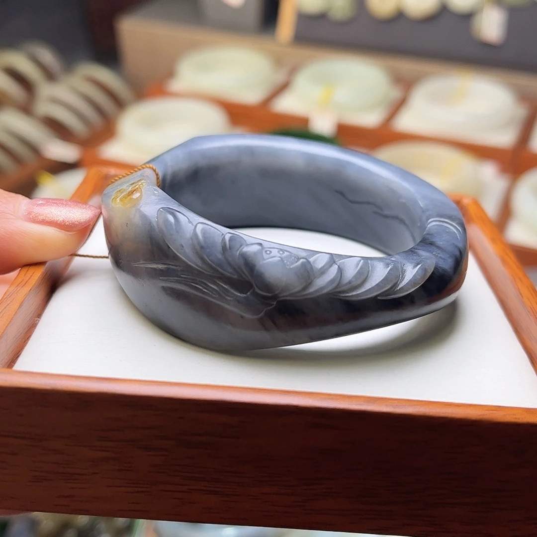 和田玉未镶嵌手镯53