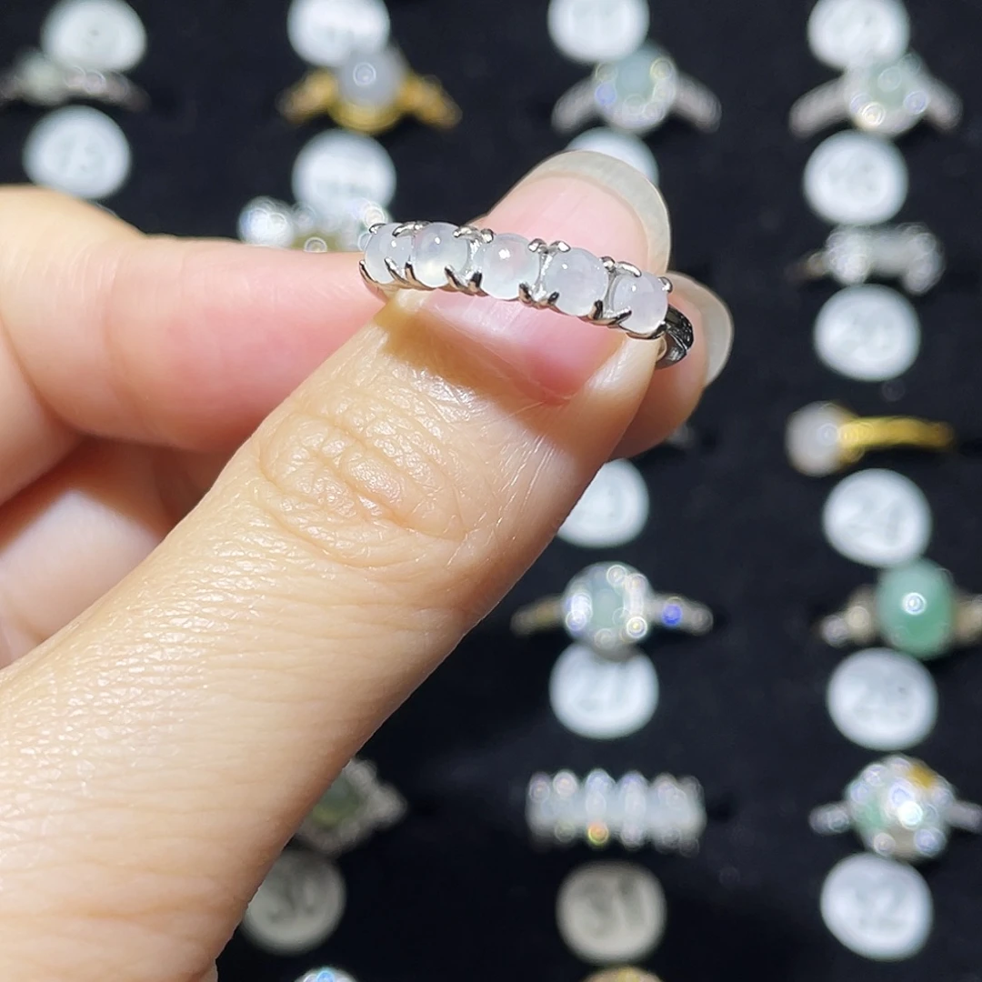 翡翠未镶嵌戒指戒指