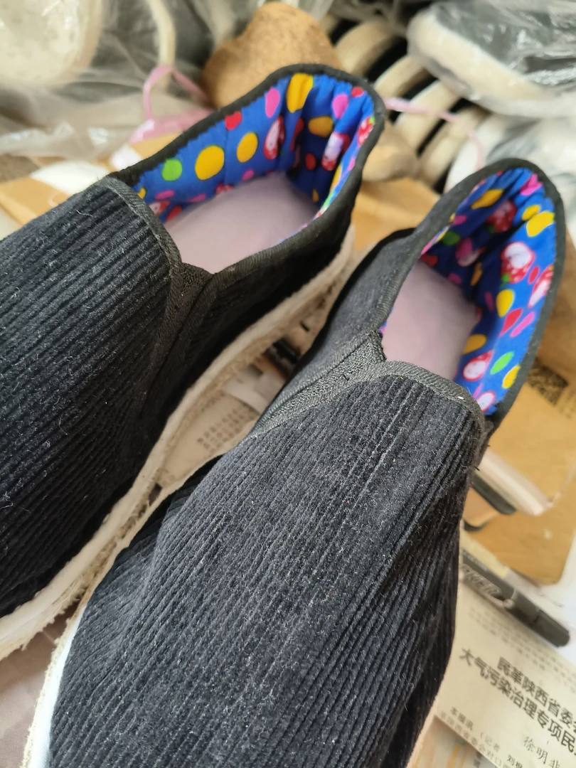 44码毛边厚底疙瘩底黑条绒面纯手工千层底布鞋