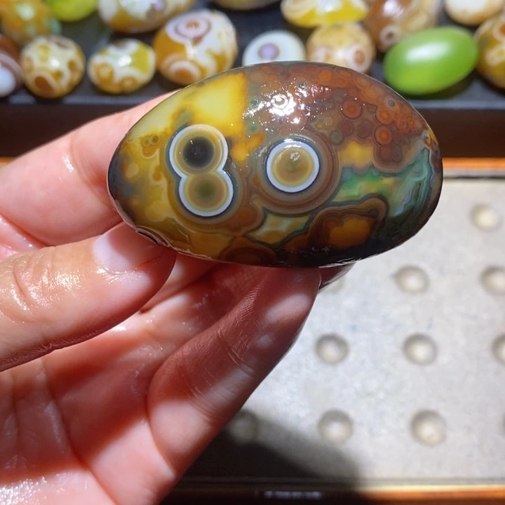 未镶嵌玛瑙/玉髓珠宝半成品69